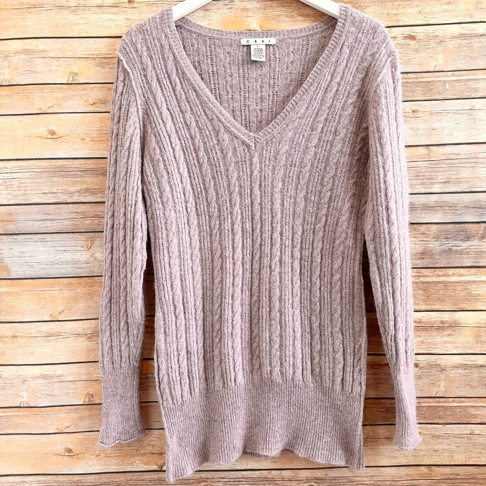 CAbi Alpaca Wool V-Neck Cable Knit Light Pink/Purple Sweater Style 744 Sz Large